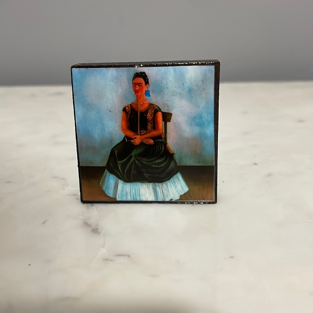 NWOT!! Vintage Frida Calo Magnet